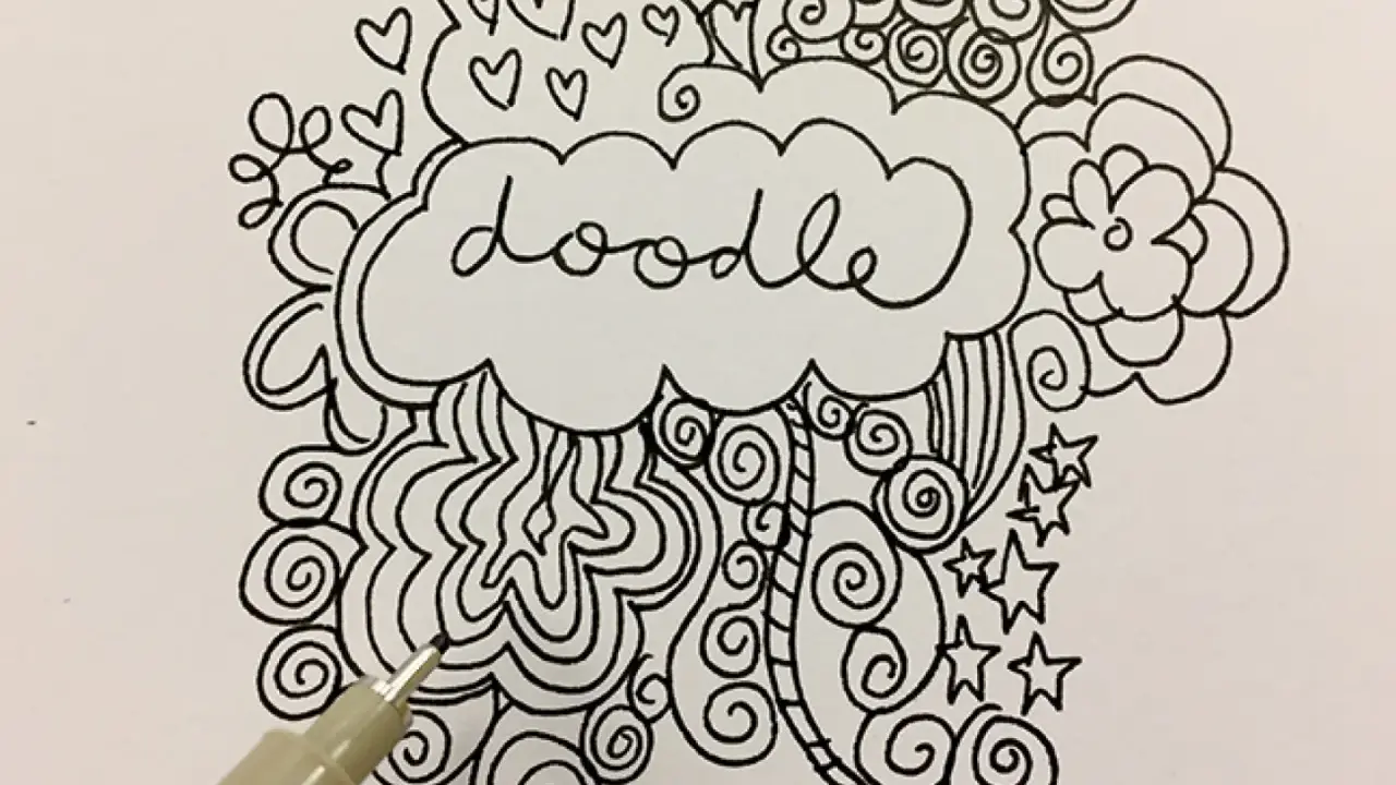 Un bolígrafo dibuja divertidos dibujos abstractos fáciles con corazones, espirales y estrellas.