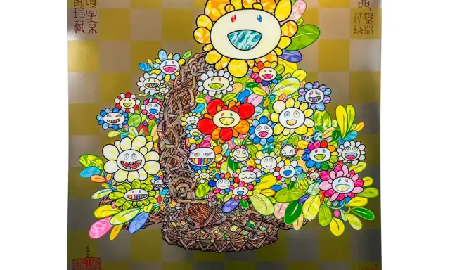 Cesta de flores sonrientes de Takashi Murakami sobre fondo dorado a cuadros.